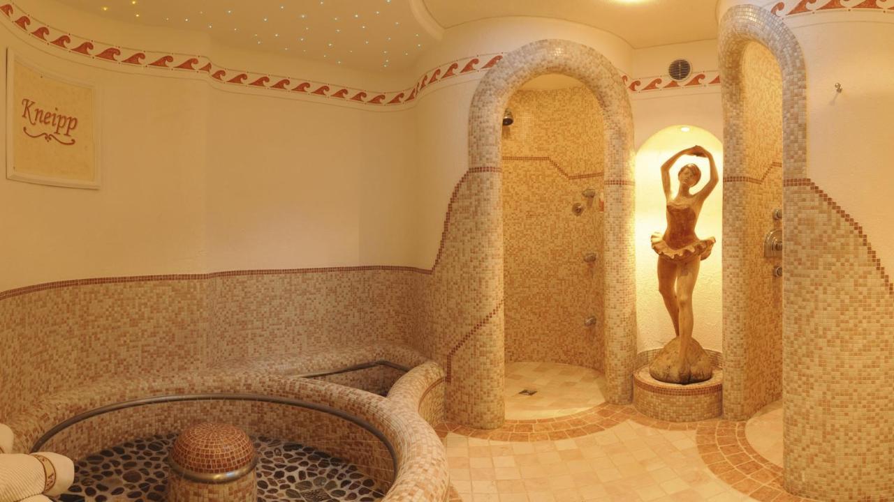 Garni Hotel Rosengarten B&B 塞尔瓦迪加尔代纳山谷 外观 照片